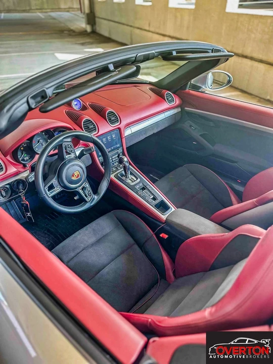 2021 Porsche 718 Boxster - Image 11 of 22