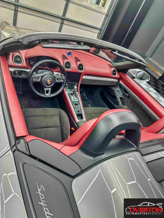 2021 Porsche 718 Boxster - Image 16 of 22