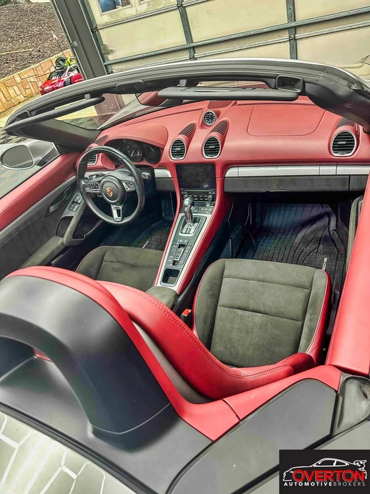 2021 Porsche 718 Boxster - Image 17 of 22