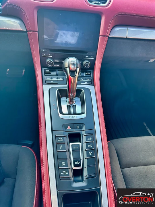 2021 Porsche 718 Boxster - Image 18 of 22