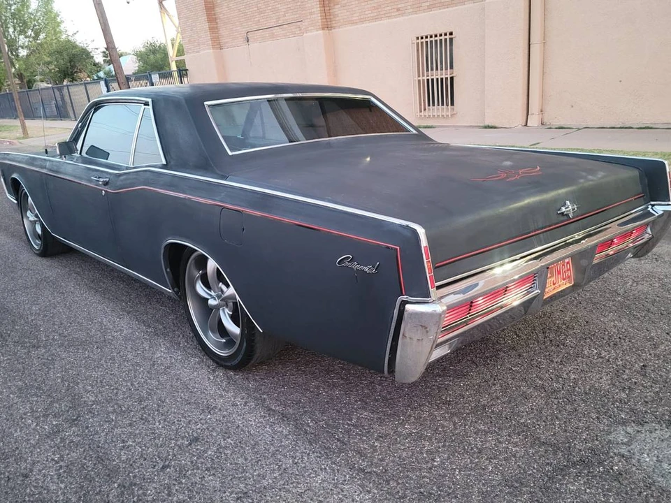 1966 Lincoln Continental 4th Gen - Image 6 of 15