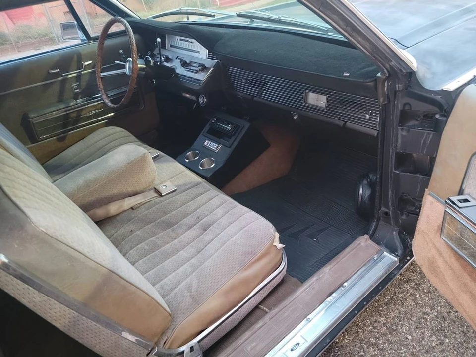 1966 Lincoln Continental 4th Gen - Image 12 of 15