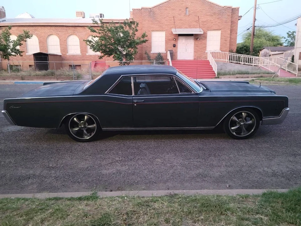 1966 Lincoln Continental 4th Gen - Image 3 of 15
