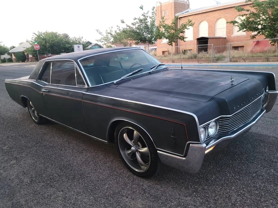 1966 Lincoln Continental 4th Gen - Image 2 of 15