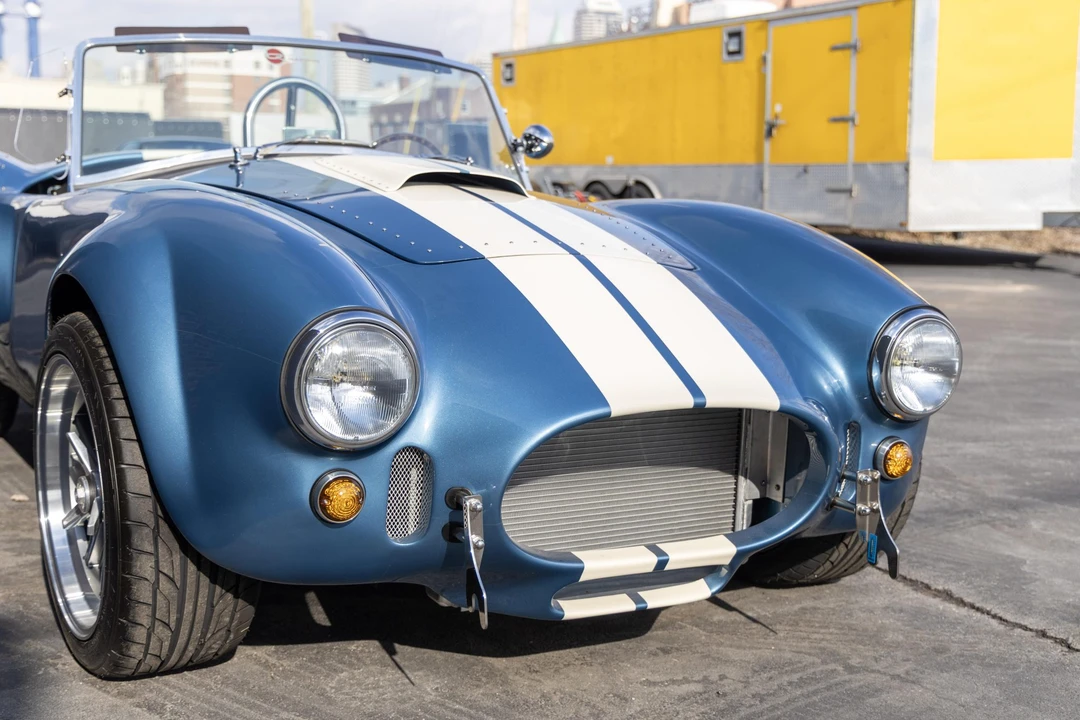 Shelby Cobra Replica - Image 28 of 31