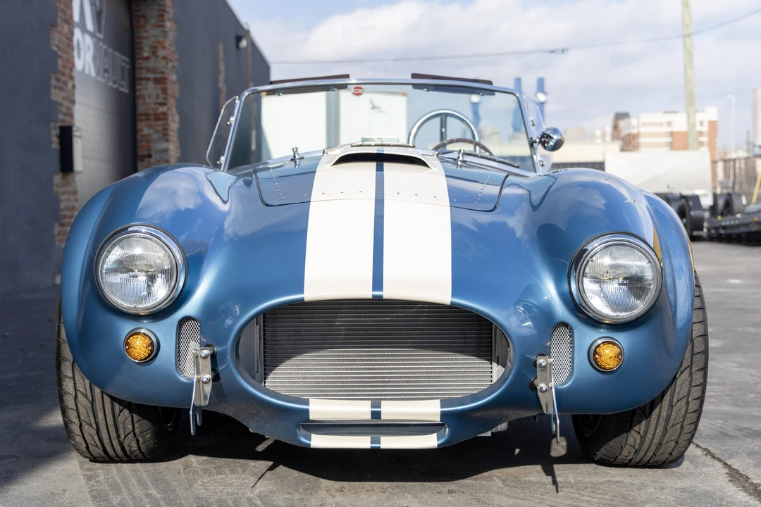 Shelby Cobra Replica - Image 29 of 31