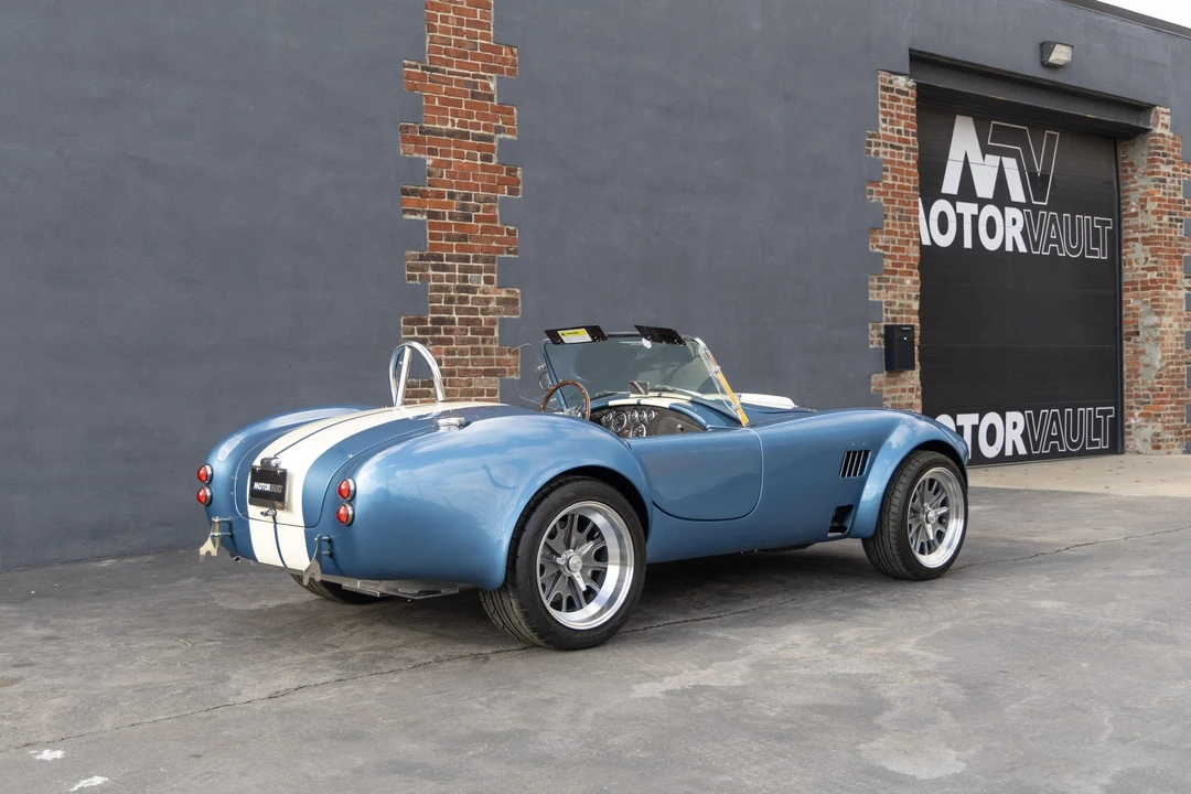 Shelby Cobra Replica - Image 12 of 31