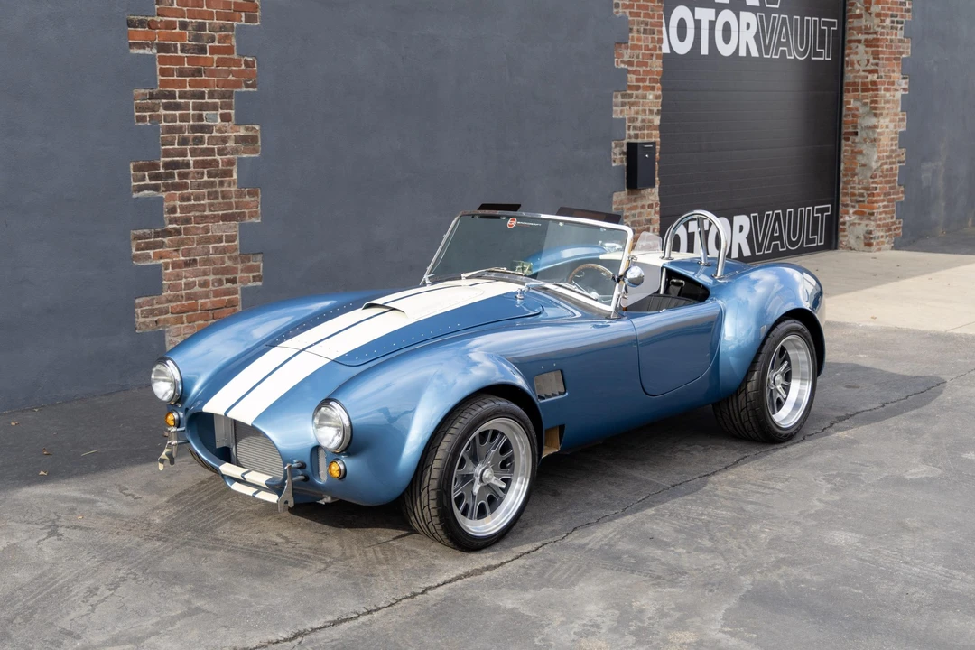 Shelby Cobra Replica - Image 5 of 31