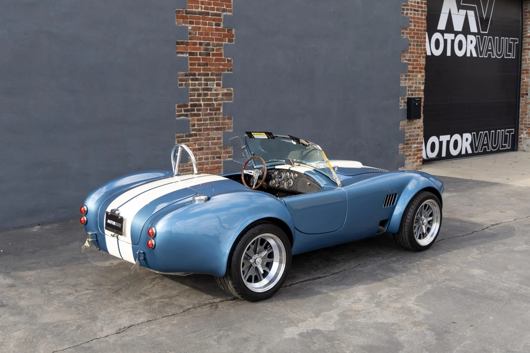 Shelby Cobra Replica - Image 13 of 31