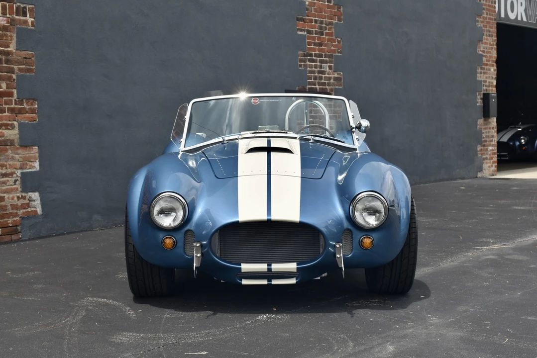 Shelby Cobra Replica - Image 16 of 31