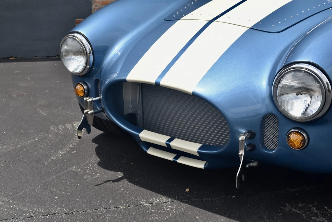 Shelby Cobra Replica - Image 30 of 31