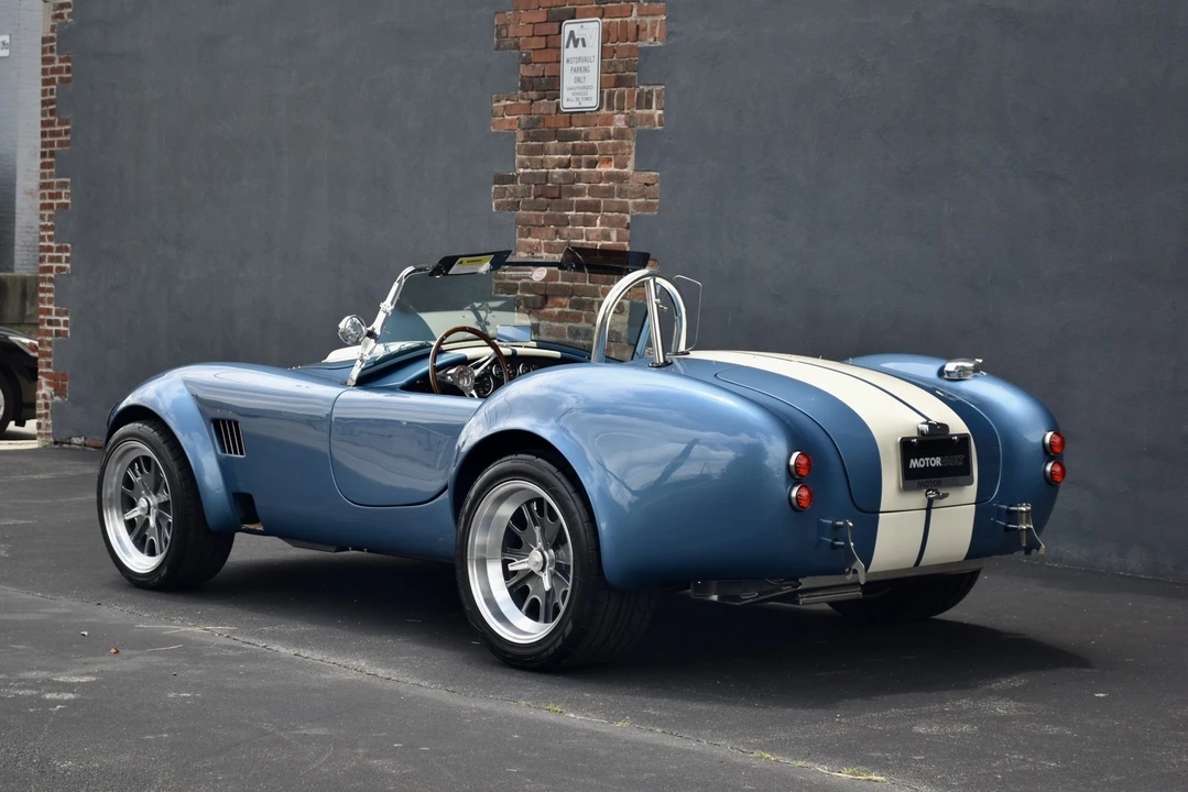 Shelby Cobra Replica - Image 25 of 31