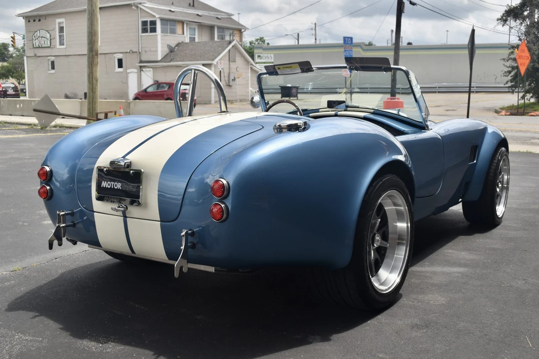 Shelby Cobra Replica - Image 27 of 31