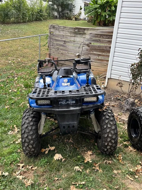 2000 Polaris - Image 2 of 6