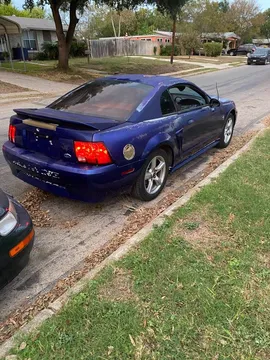 2000 Ford Mustang