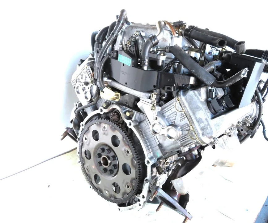 Parts & Memorabilia Engines - Image 5 of 10