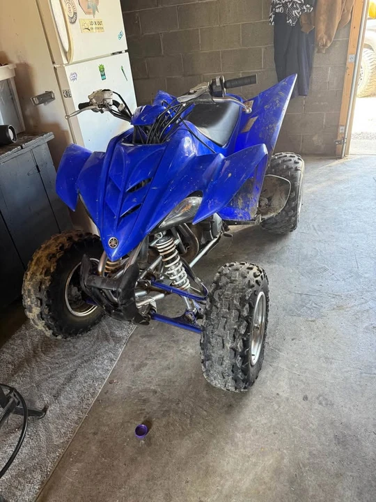 2001 Honda CB400 - Image 6 of 6