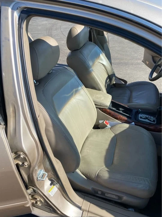 2001 Acura TL 2nd Gen - Image 6 of 10