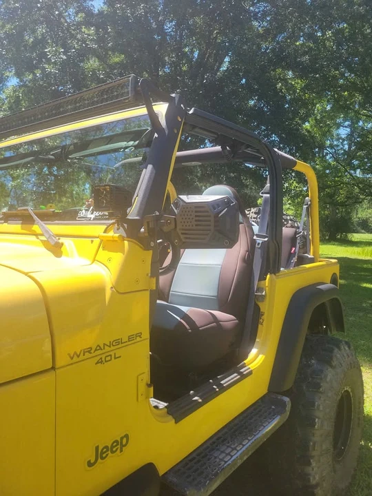 Jeep TJ Wrangler - Image 3 of 6