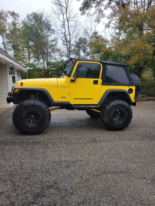 Jeep TJ Wrangler - Image 6 of 6