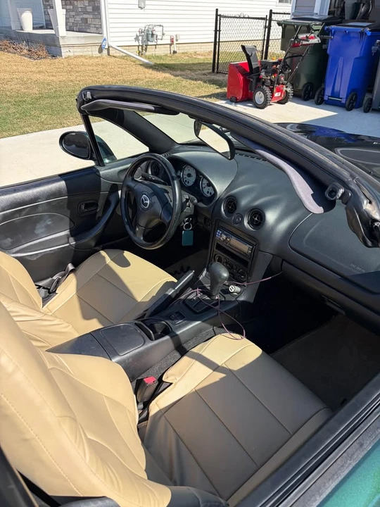 2001 Mazda NB MX-5 Miata - Image 4 of 4