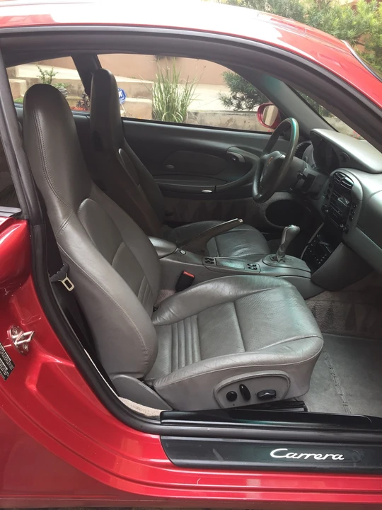 2001 Porsche 996 Carrera - Image 10 of 14
