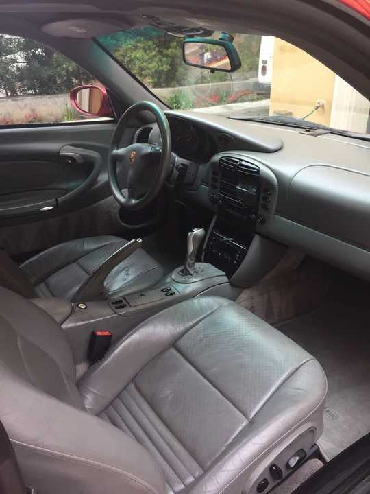 2001 Porsche 996 Carrera - Image 11 of 14