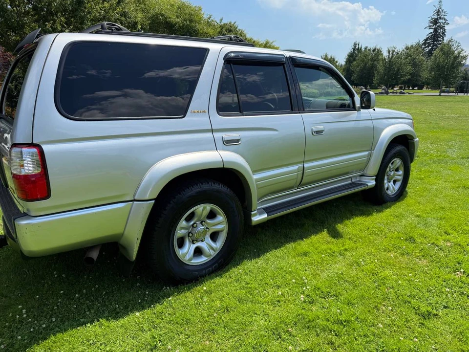 2001 Toyota 4Runner 3rd Gen - Image 9 of 24