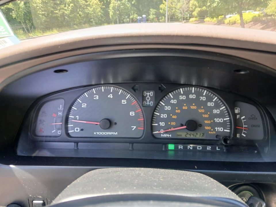 2001 Toyota 4Runner 3rd Gen - Image 4 of 10