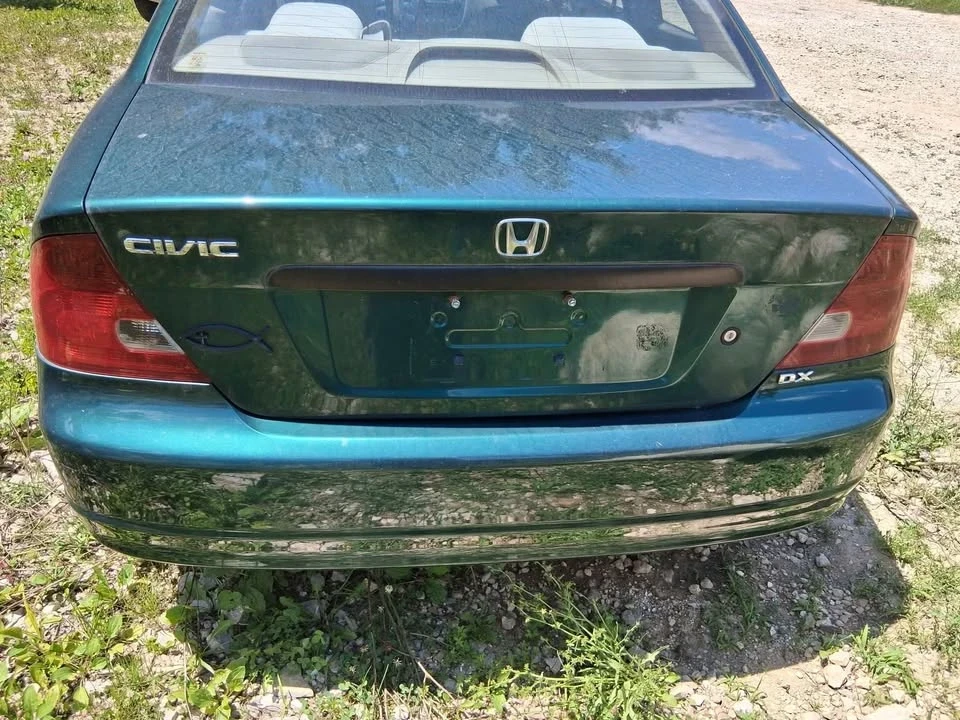 2001 Honda Civic 7th Gen - Image 2 of 5