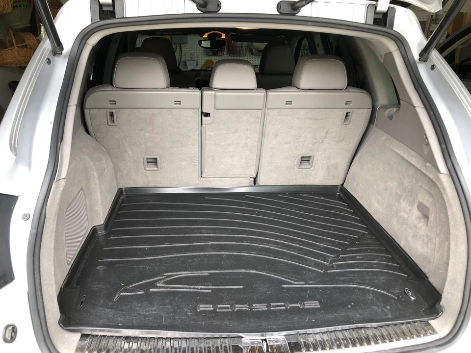 2011 Porsche 958 Cayenne - Image 6 of 10
