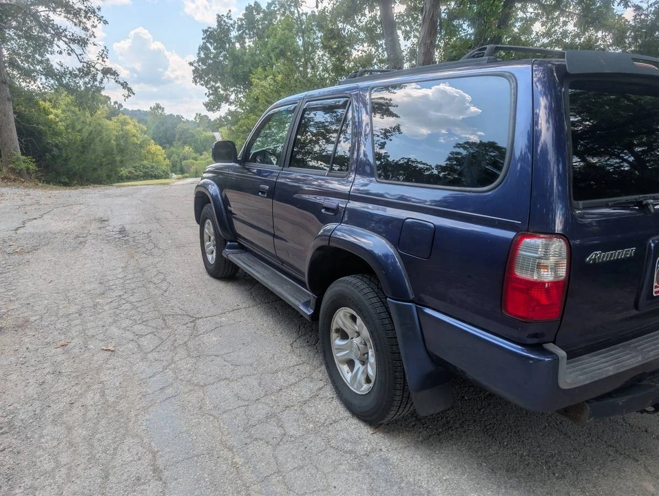 2002 Toyota 4Runner 3rd Gen - Image 4 of 13