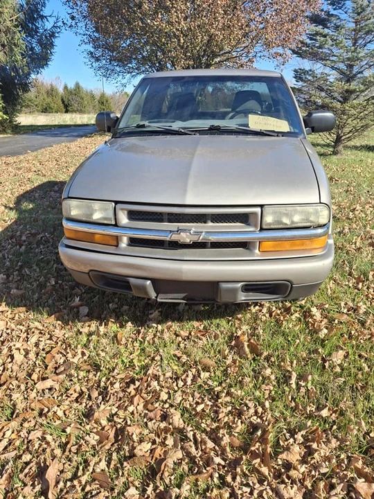 2002 Chevrolet S-10 Blazer 2nd Gen - Image 4 of 7