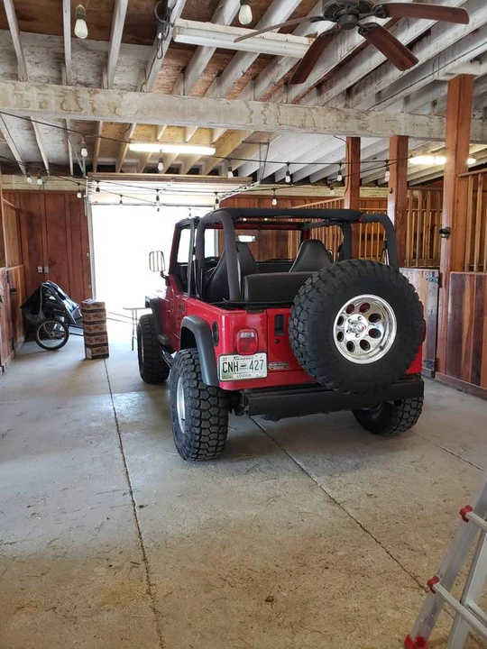 2002 Jeep TJ Wrangler - Image 2 of 8