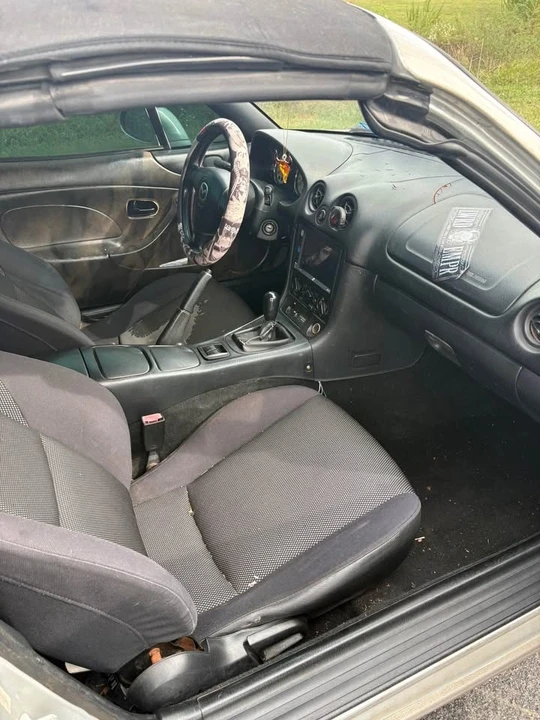 2002 Mazda NB MX-5 Miata - Image 4 of 6
