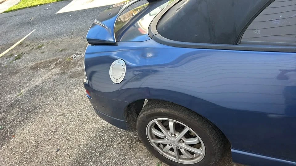 2002 Mitsubishi Eclipse 3rd Gen - Image 3 of 6