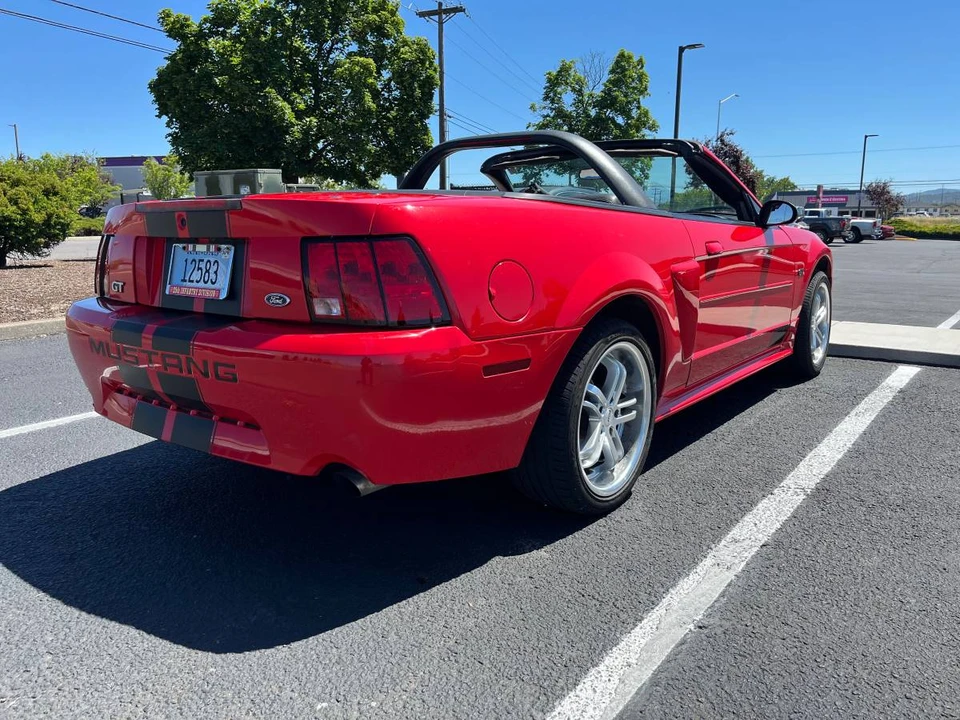 2002 Ford SN95 Mustang - Image 5 of 18