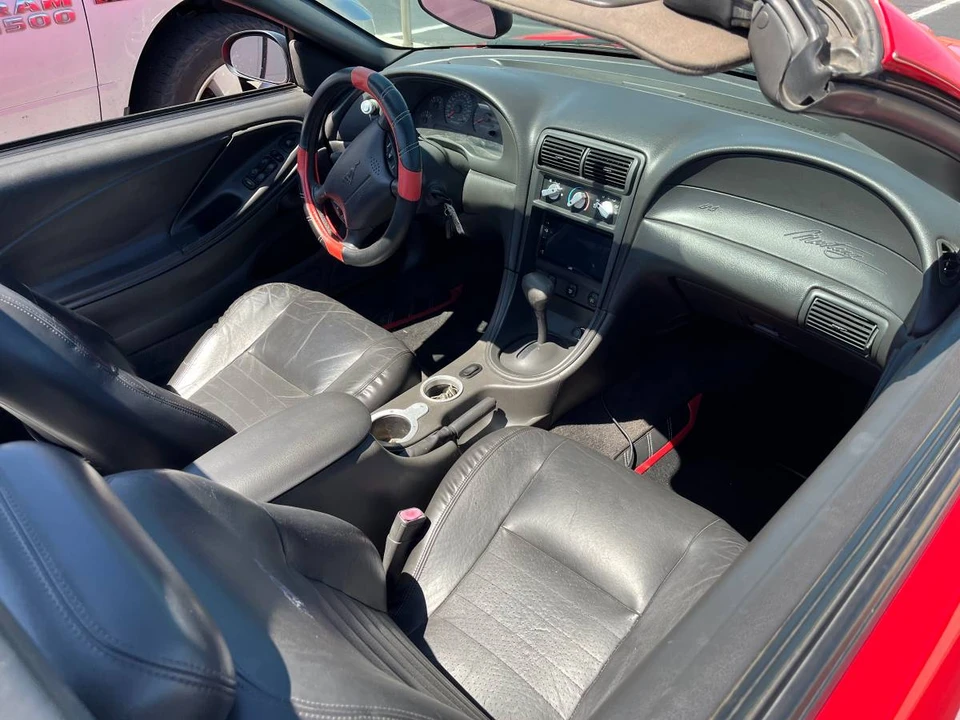 2002 Ford SN95 Mustang - Image 13 of 18