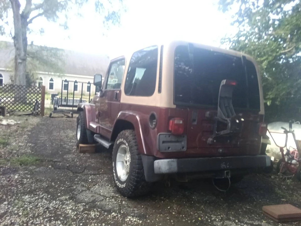2002 Jeep TJ Wrangler - Image 3 of 3