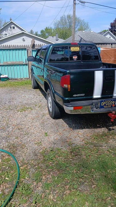 2002 Chevrolet S-10 - Image 4 of 5