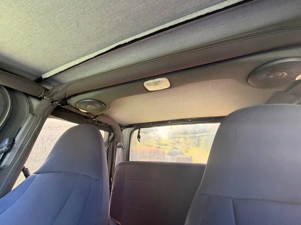 2002 Jeep TJ Wrangler - Image 19 of 22