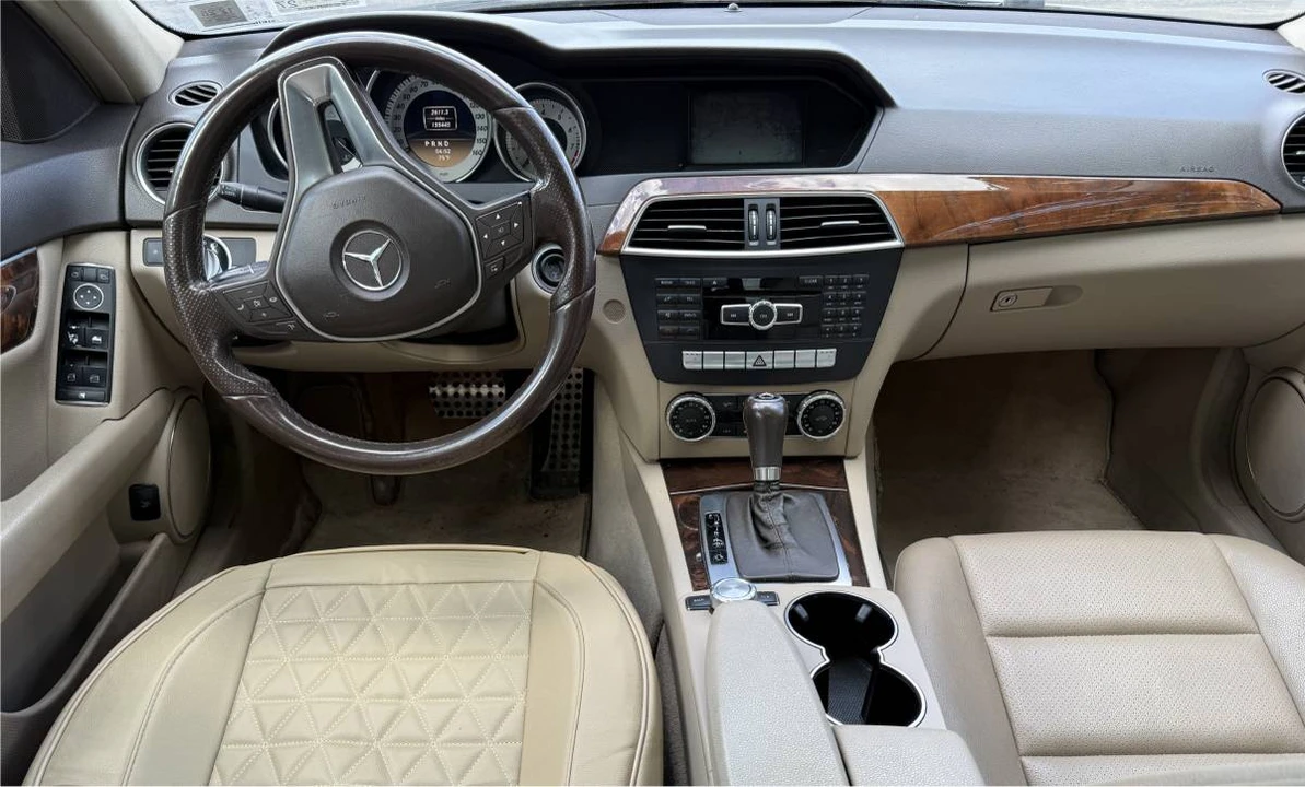 2012 Mercedes-Benz W204 C-Class - Image 6 of 16