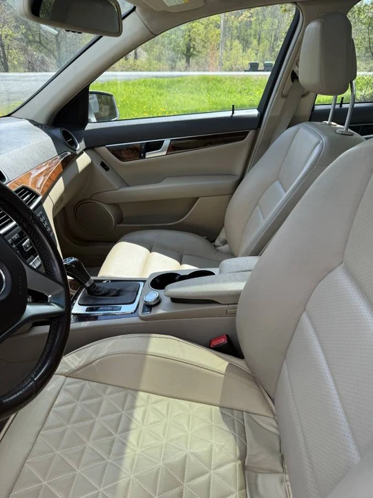 2012 Mercedes-Benz W204 C-Class - Image 13 of 16