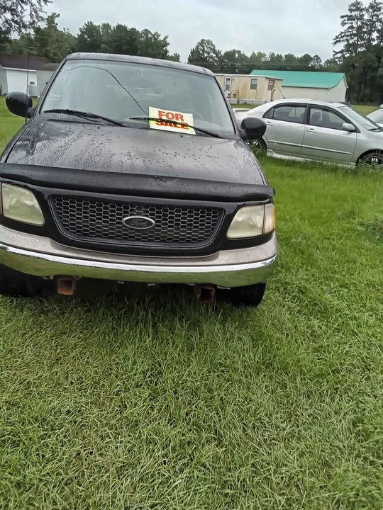 2003 Ford F-150 10th Gen - Image 2 of 3