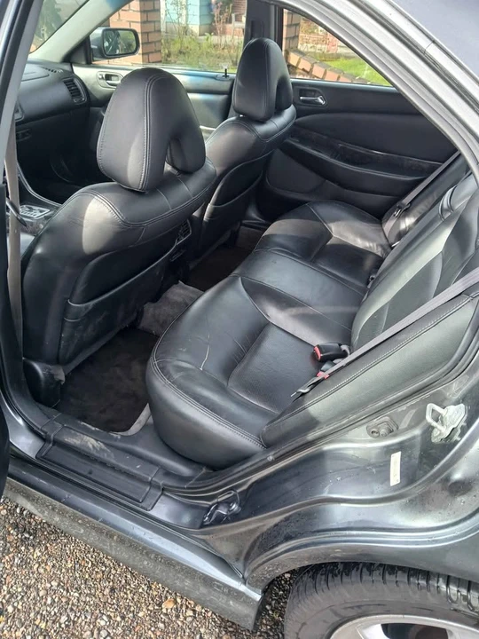 2003 Acura TL 2nd Gen - Image 6 of 8