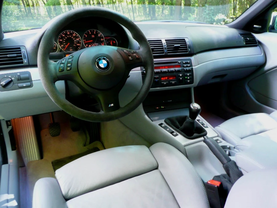 2003 BMW E46 330i & 330Ci - Image 2 of 2