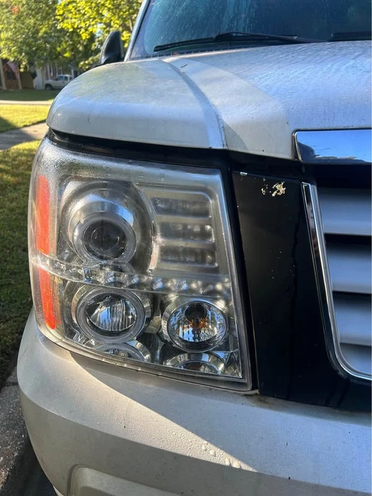 2003 Cadillac Escalade & EXT 2nd Gen - Image 4 of 8