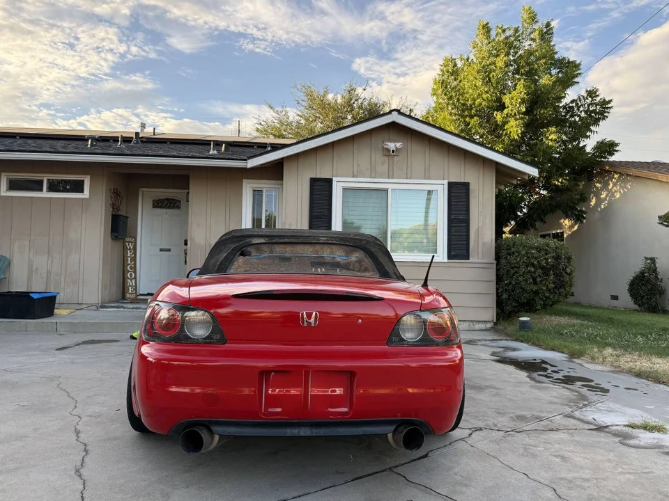 2003 Honda AP1 S2000 - Image 2 of 5