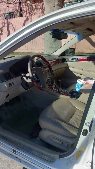 2003 Lexus ES 3rd Gen - Image 5 of 6