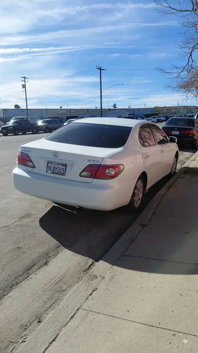 2003 Lexus ES 3rd Gen - Image 3 of 6